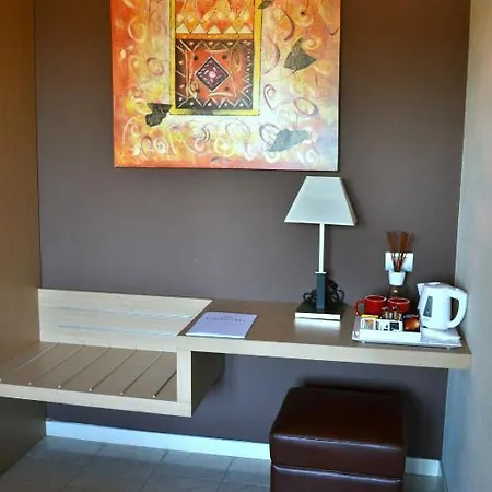 Blue Relais Garda Hotel 3*